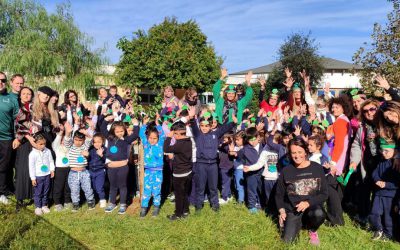 Comunicato stampa La Pedagnalonga celebra la Giornata nazionale degli alberi con gli studenti. Sicignano: «Una tradizione che ormai rispettiamo ogni anno». Si avvicina l’appuntamento dell’8 dicembre con Le Luci del Borgo